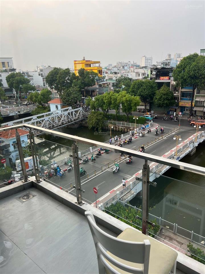 Cho thuê studio, 35m2 giá cực chất 8,2 triệu tại hoàng sa, p12, q3, tp.hcm