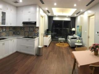 Chính chủ cần bán chcc tại imperia garden  2n2w  giá 7,9tỷ  dt 69m2  full nội thất  sẵn sổ