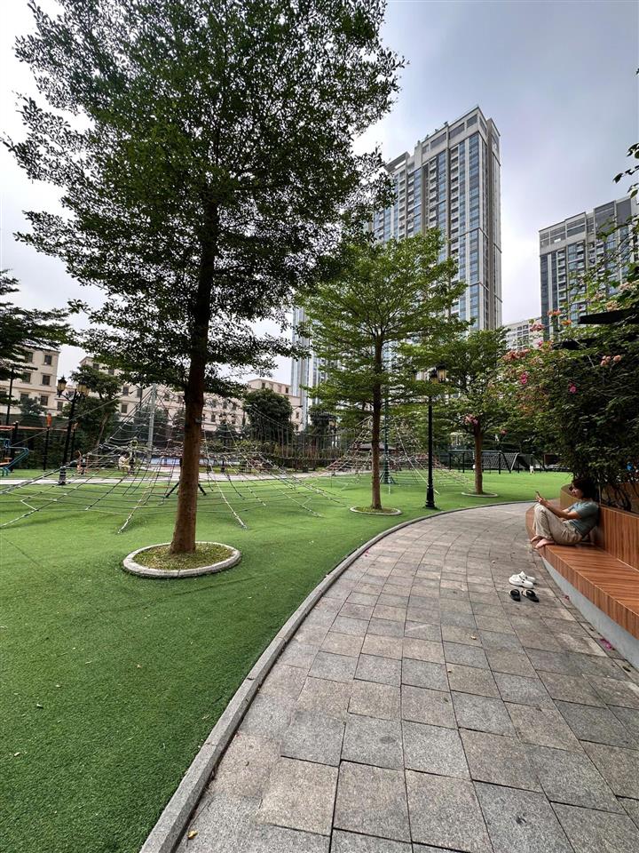 Bán gấp căn hộ chung cư, toà vip vinhome ocenpack 56m2, 2 ngủ view công viên thoáng mát, nhỉnh 3 tỷ