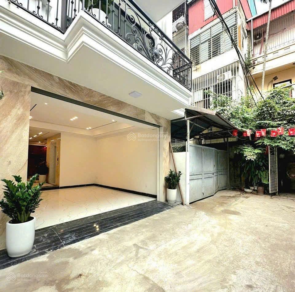 Bán nhà riêng phố ngọc lâm gần phố cổ, giá đầu tư, 80m2, 6 tầng, thang máy, 6 ngủ, gara ô tô