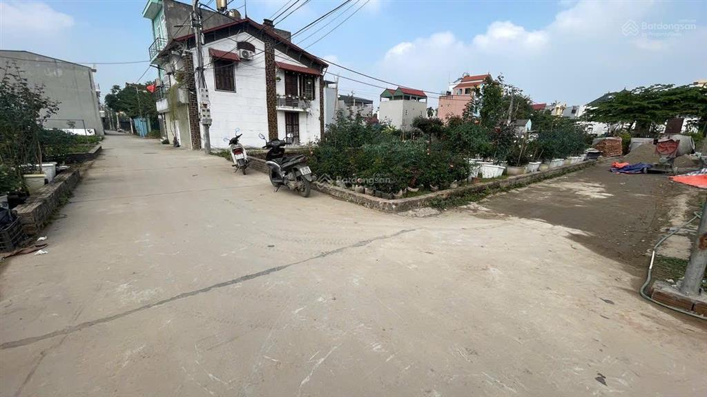 Diện tích nhỏ tổ 9 quang minh hà nội