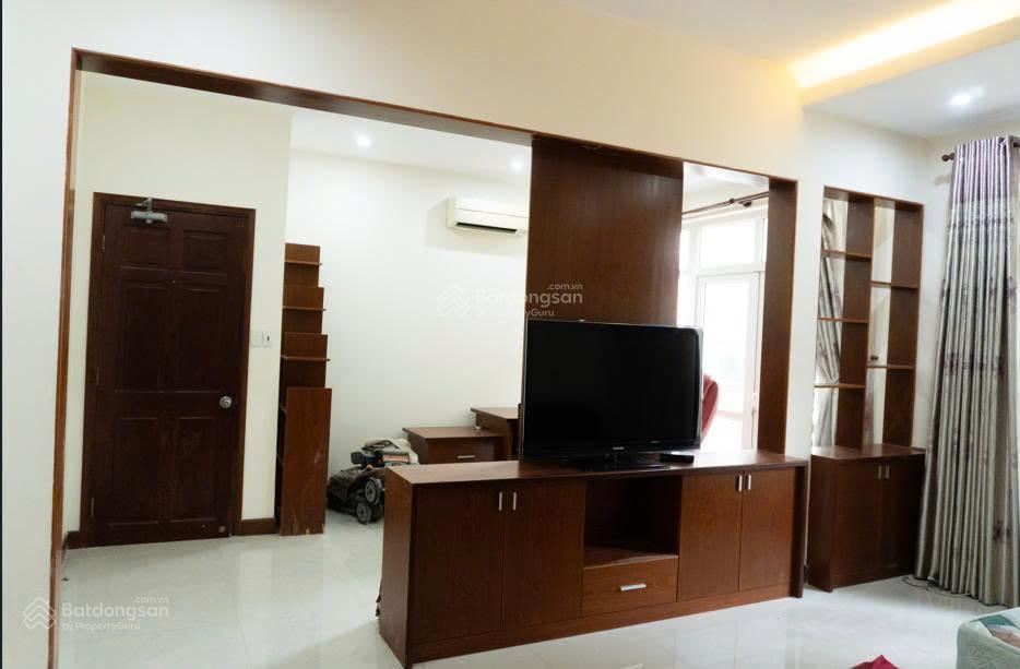 Vị trí vàng! chính chủ bán biệt thự sân vườn hẻm xe tải 8m  204m2, ở hay kinh doanh đều được!