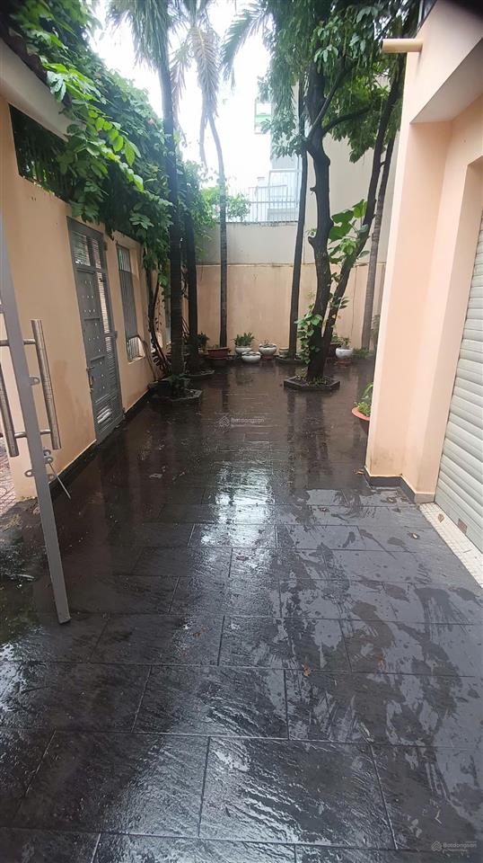 Vị trí vàng! chính chủ bán biệt thự sân vườn hẻm xe tải 8m  204m2, ở hay kinh doanh đều được!