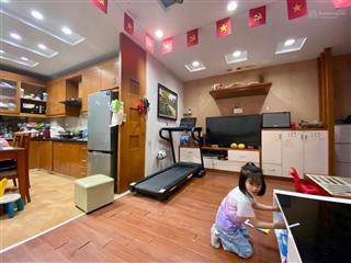 Bán góc 100m2, 3pn, 2wc nội thất đầy đủ sổ đỏ lâu dài tại toà ct1 cạnh siêu thị viwmart kđt xa la