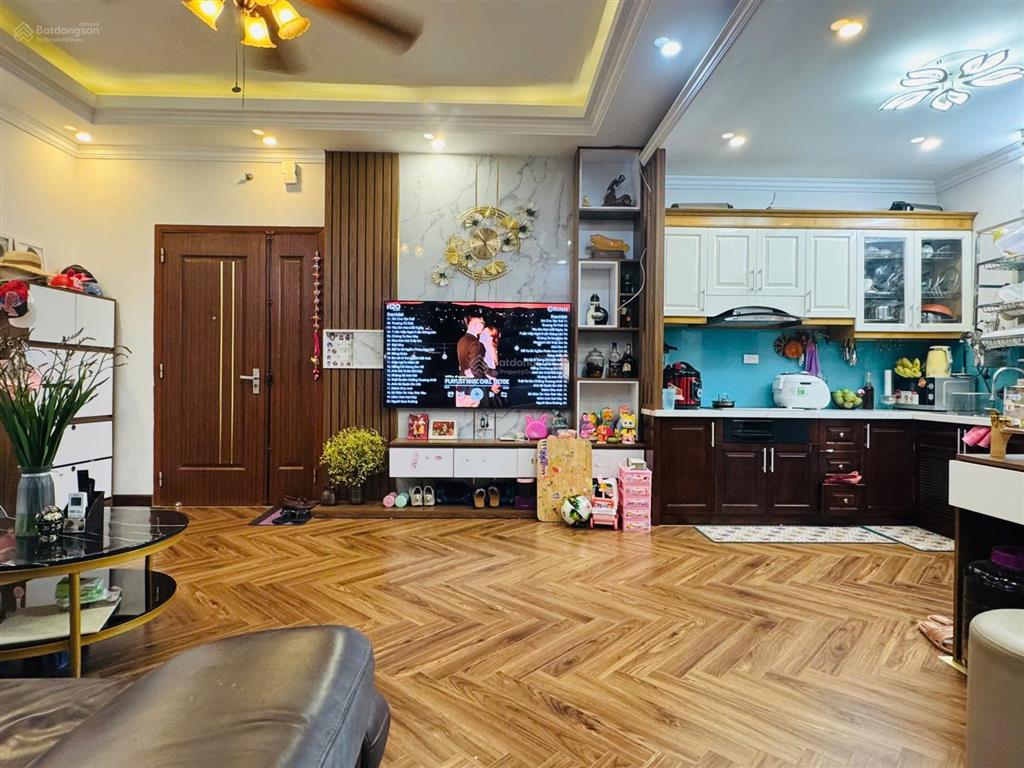 Bán cc 2pn, 2wc, 70m2 sổ đỏ cất két sẵn sàng giao dịch giá 3,8 tỷ tại xa la, hà đông, hn