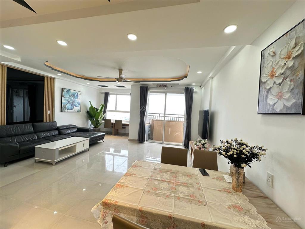 Bán ch richstar 2pn1wc giá 3 tỷ, 2pn2wc giá 3.6 tỷ, 3pn giá 4.1 tỷ hướng thoáng mát, vay nh 70%