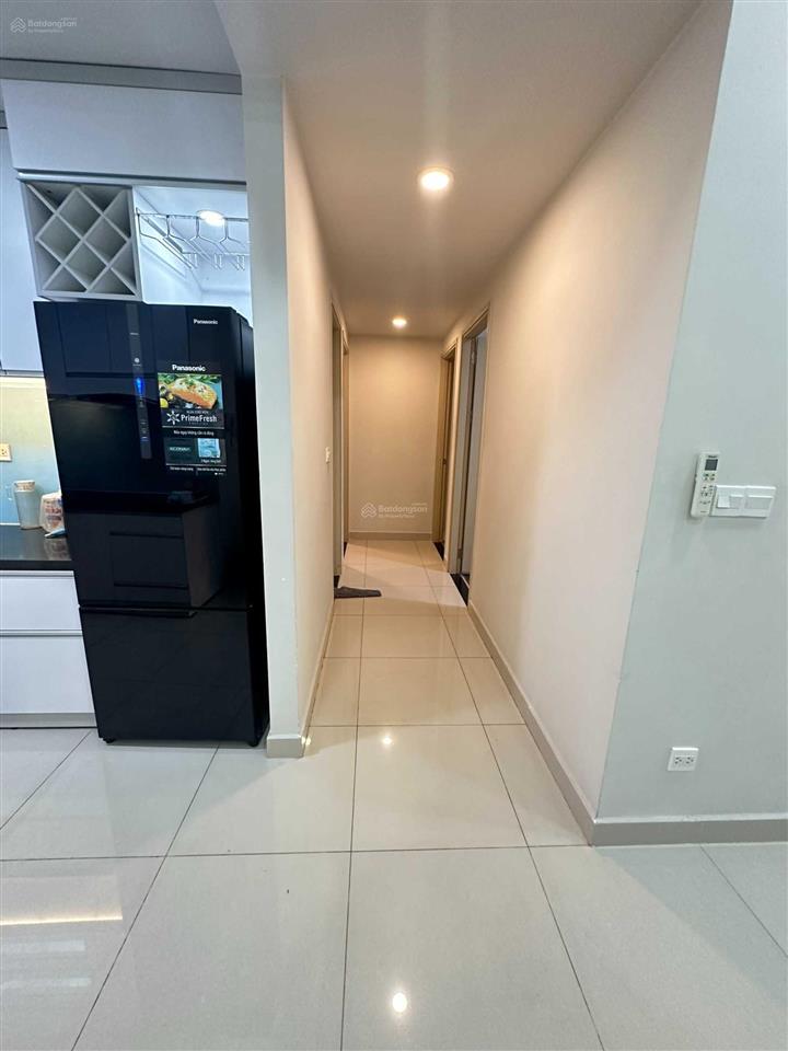 Bán trục căn đẹp  căn góc 3pn 84 m2  view hồ bơi  nội thất đầy đủ, richstar novaland