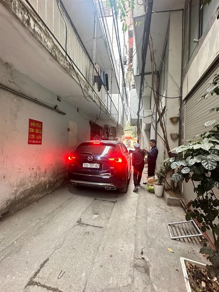 Bán nhà tại ngõ 29 khương hạ khương trung thanh xuân 28m4 tầng giá 6,9 tỷ. ngõ oto qua, lô góc.