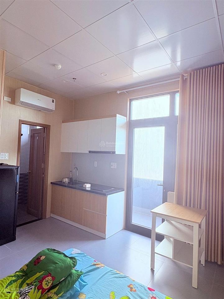 Toà căn hộ đường 7m5 cách biển mỹ khê 300m, dòng tiền gần 1tỷ/ năm. mặt tiền đường 7m5 lề 3m5.
