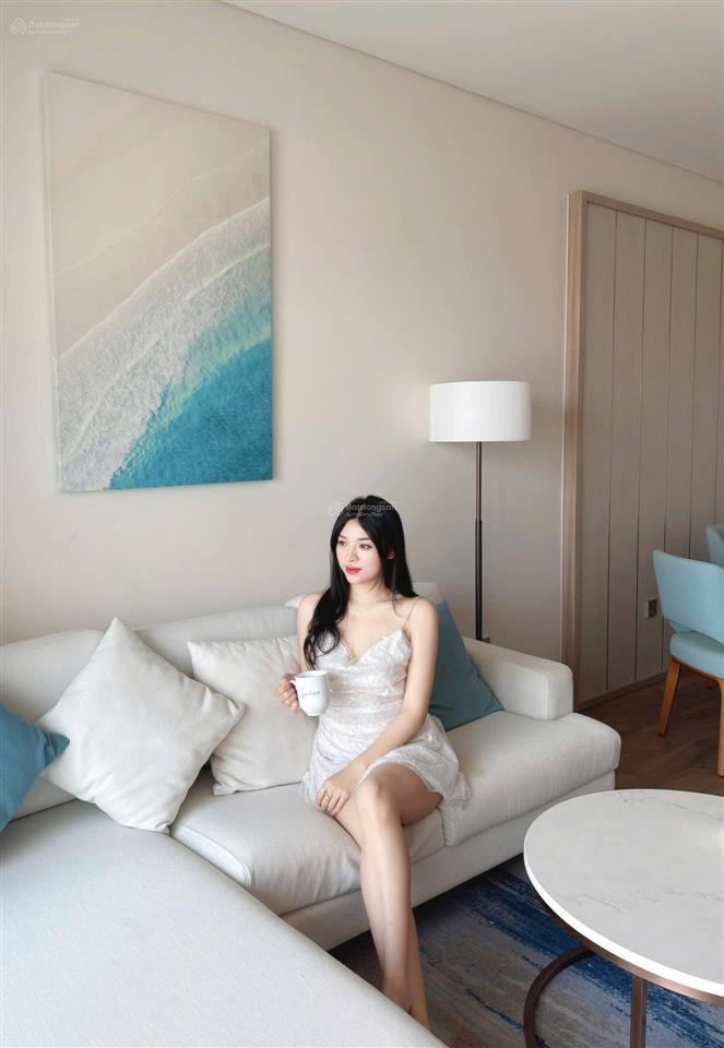 A la carte hạ long. 2,5 tỷ cho căn studio tầng cao view đẹp  giá hời