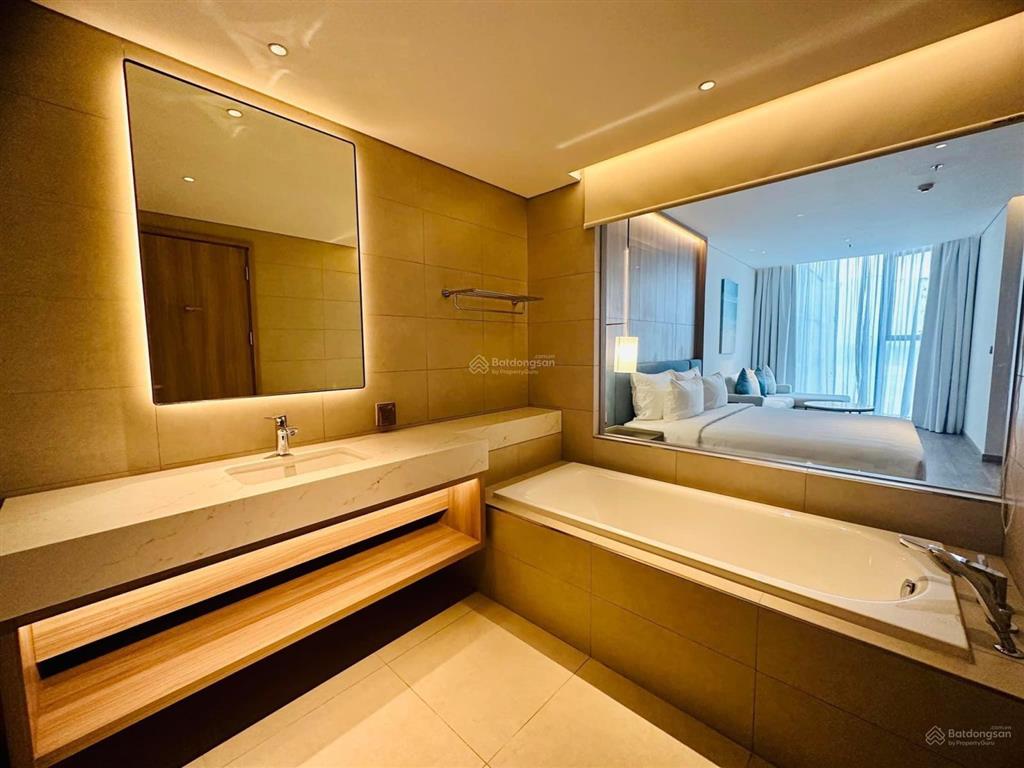 Alacarte hạ long. chỉ hơn 2,3 tỷ cho căn studio tầng thấp view biển và quảng trường