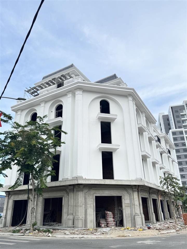 Nhà phố shophouse chỉ 3 tỷ 6 (được tặng 01 hệ thống thang máy tiêu chuẩn cao cấp (300 triệu đồng)