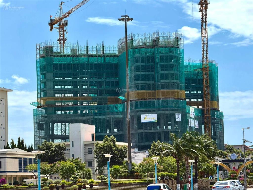 Căn studio 37m2 bàn giao nội thất cơ bản. thanh toán trả góp tiền gốc mỗi tháng 1% giá trị căn hộ