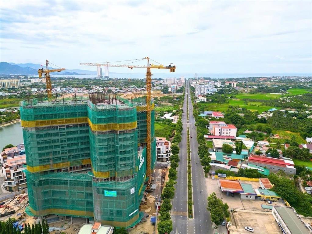 Bán căn hộ cao cấp hacom tower trả góp tiền gốc 1%/1 tháng giá trị căn hộ (15 triệu/tháng)