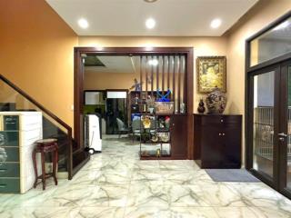Biệt thự lô góc khu kiều đàm q7  3 tầng 23.99 tỷ vị trí vàng