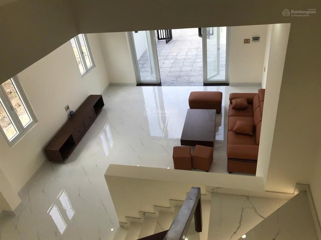 Nhà phố khu biệt thự chánh mỹ 106m² nội thất cao cấp giá cực tốt