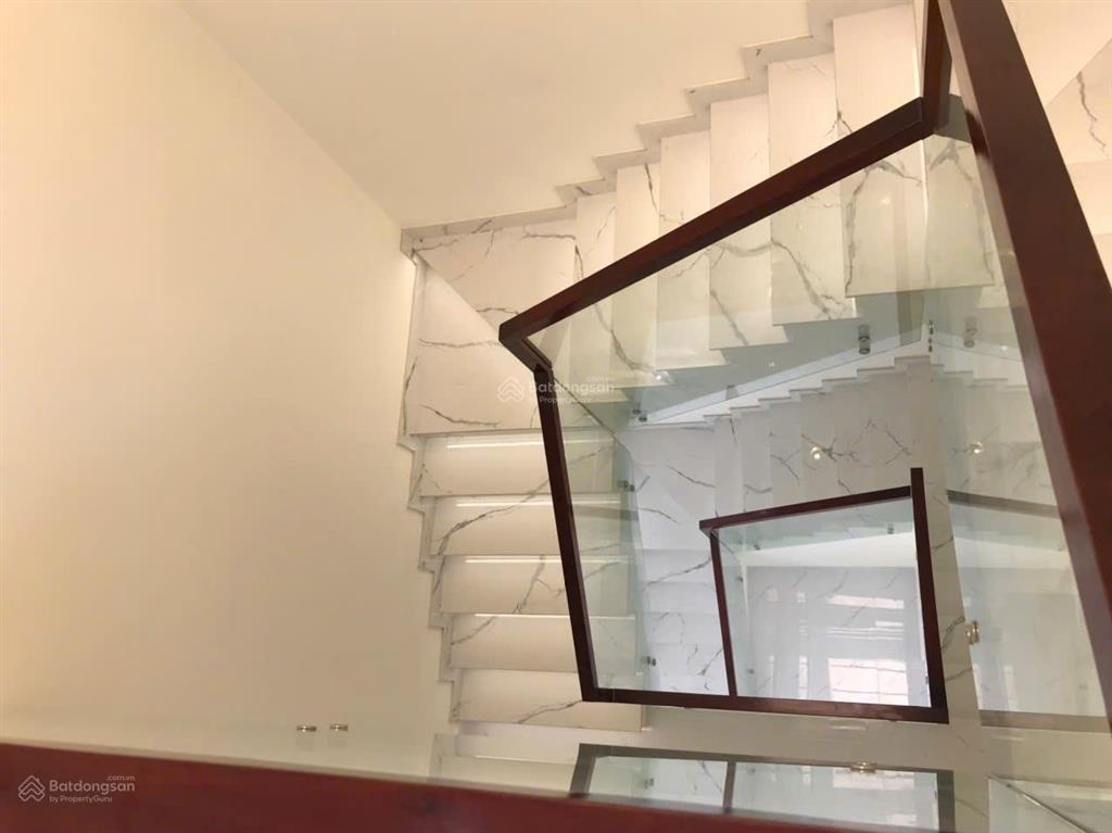 Nhà phố khu biệt thự chánh mỹ 106m² nội thất cao cấp giá cực tốt