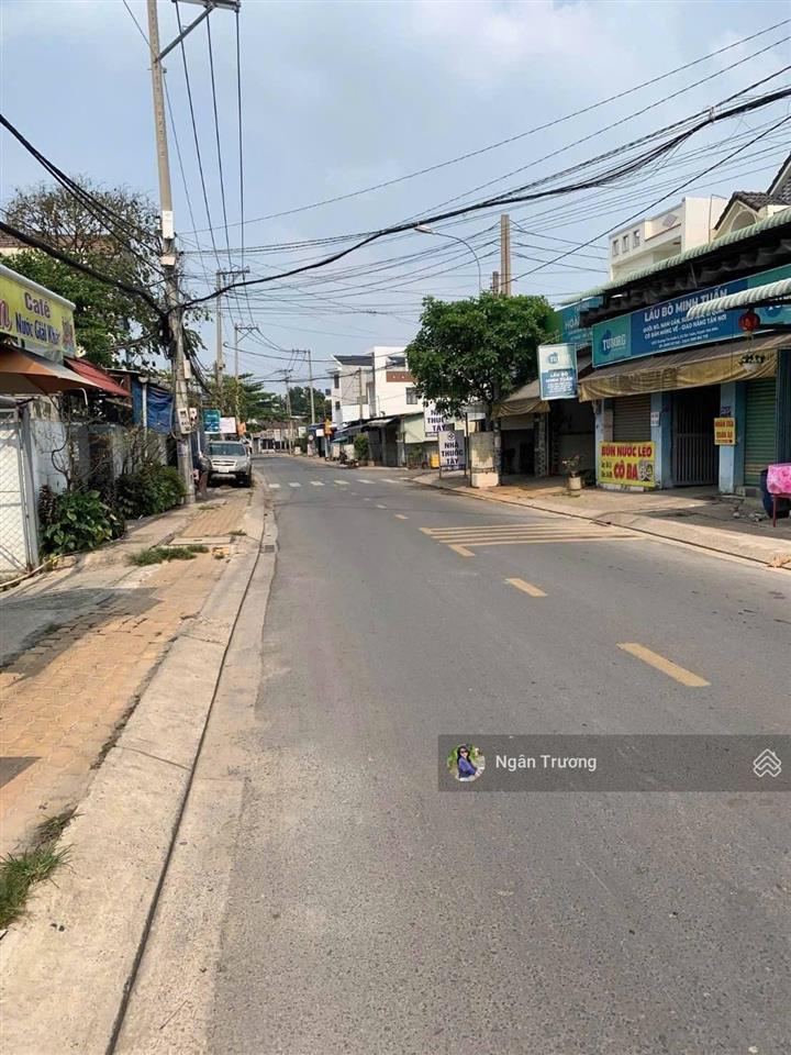 Chủ ngộp bank bán gấp đất 200m2 mặt tiền tân xuân 2 hóc môn, shr. giá chỉ 1.9 tỷ