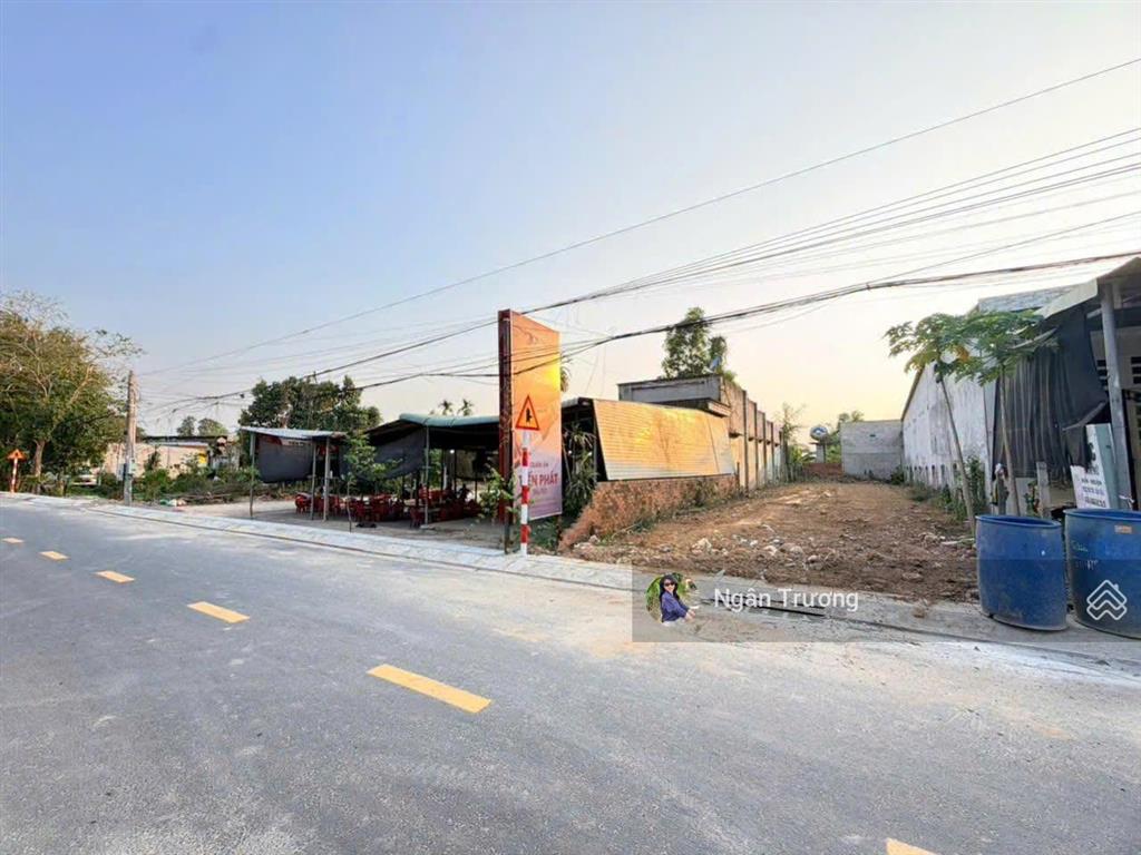 Đất đẹp mặt tiền đường nhựa suối sâu trảng bàng  gần kcn trảng bàng  196,6m2 shr  giá 845 triệu