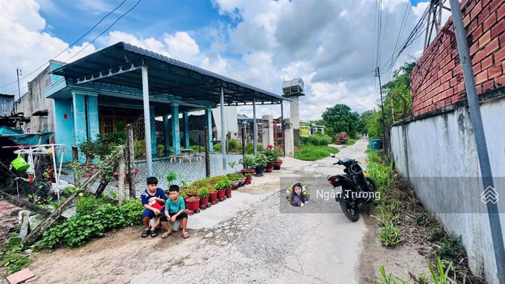 Chính chủ gửi bán đất xây trọ sát kcn phước đông  shr  980tr
