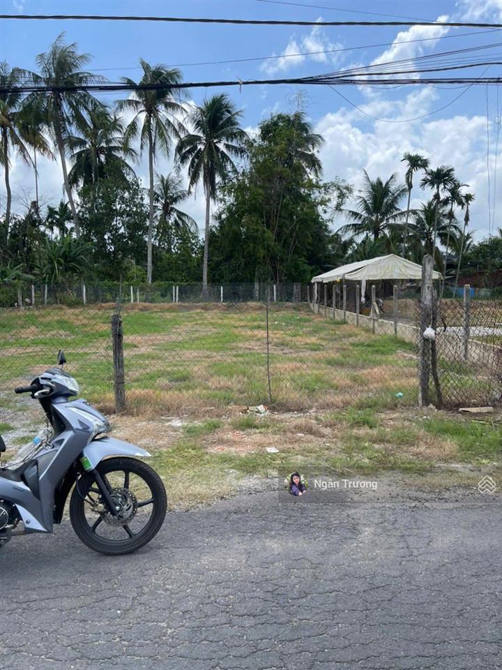 Chính chủ ngộp gửi bán gấp lô đất mặt tiền nhựa trung tâm trảng bàng  shr  130m2  giá 860tr