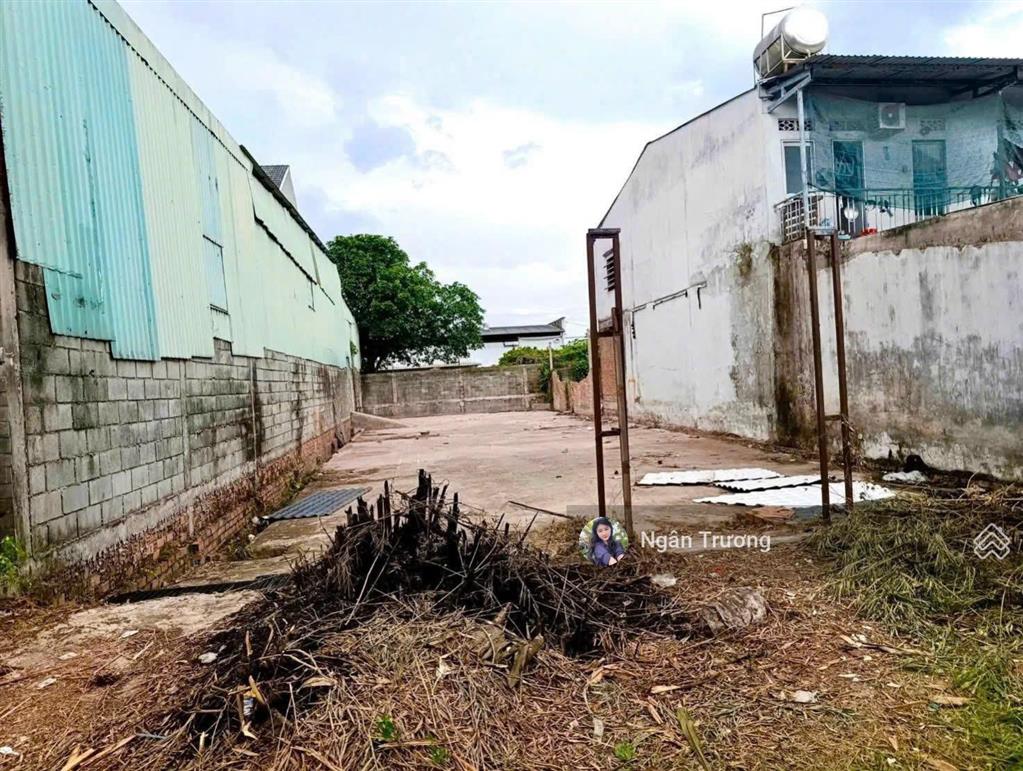 Chủ ngộp gửi bán gấp lô đất đẹp mặt tiền nhựa 12m  lê thị hoa  phước vĩnh an  củ chi  giá 1tỷ2