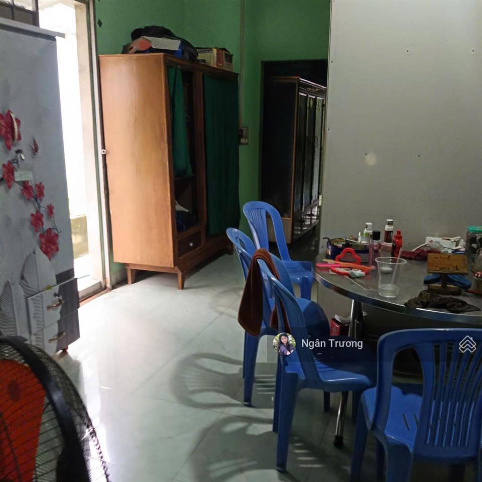 Cần tiền bán gấp nhà liền kề kcn tây bắc  bv củ chi  270m2  shr  giá chỉ còn 1 tỷ 3