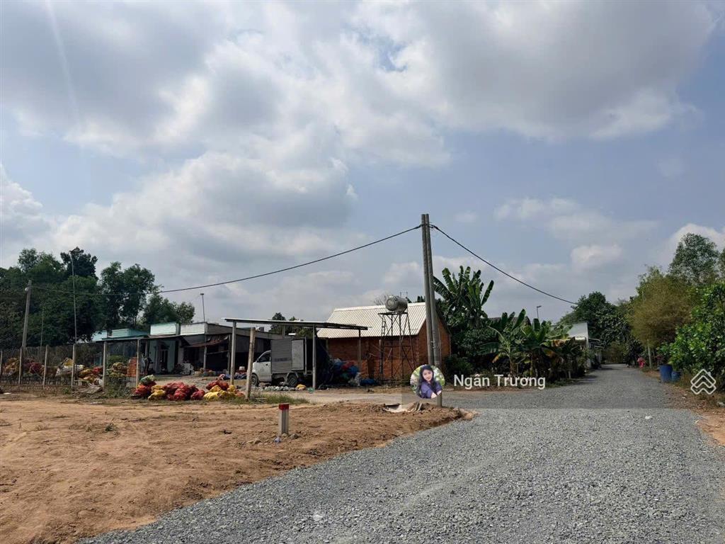 Chủ cần bán gấp lô đất có 159m2 thổ cư giá chỉ 1,1 tỷ  gần bệnh viện củ chi, kcn tây bắc