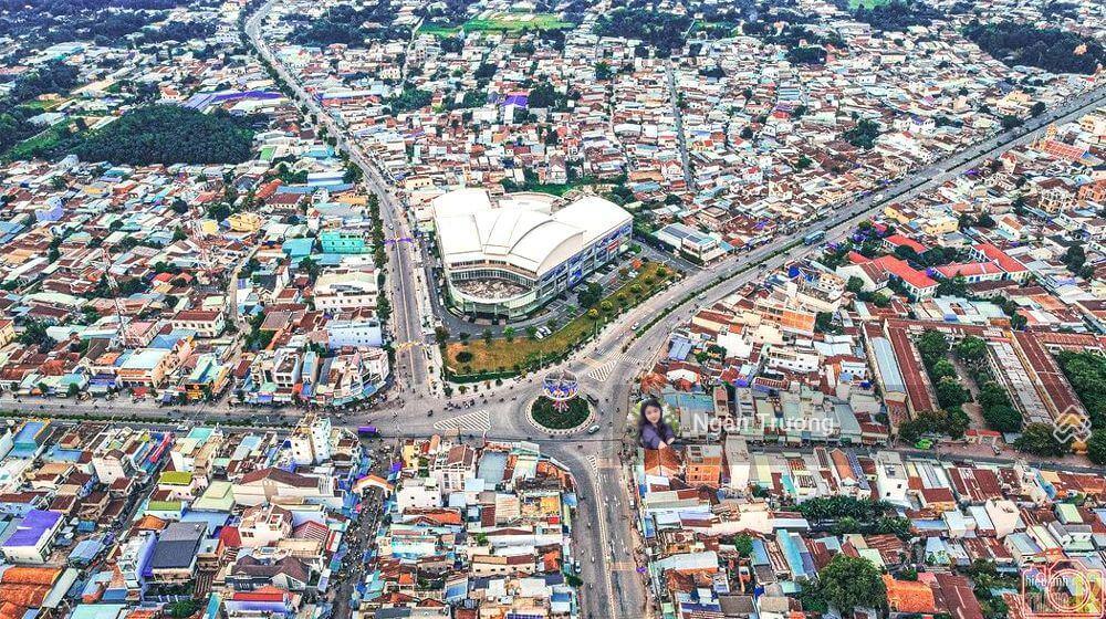 Đất mặt tiền đường hùng vương  ngay trung tâm gò dầu  150m2  shr  chỉ 680tr