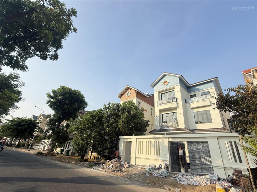 Cần bán biệt thự 330m kdc khang điền, phước long, tp thủ đức
