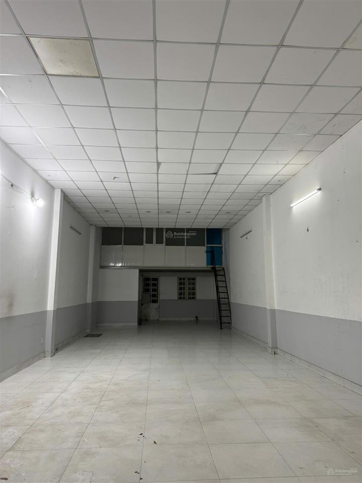Cho thuê nhà mặt bằng 6x19 mét rộng sạch đẹp sẵn sàng kinh doanh