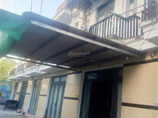 Chỉ 1 tỷ nhỉnh có nhà 2 tầng tại long hòa, cần đước, long an
