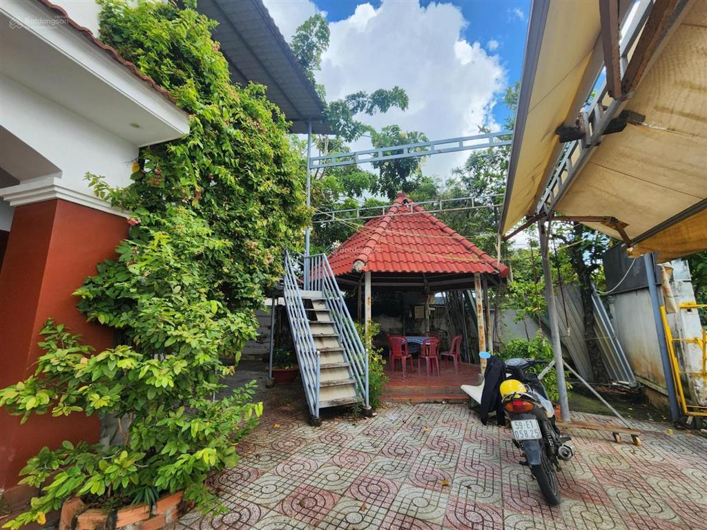 Trung tâm tiệc cưới, tt bình đại, bến tre
