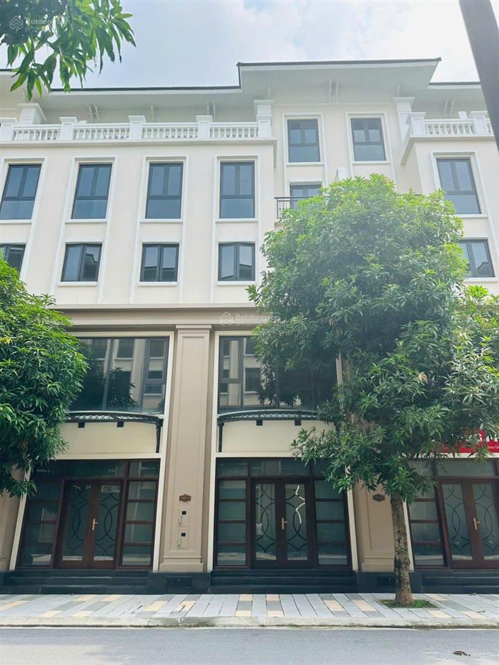 Giá tốt vin3 thời đại 60m đã có sổ đỏ, hoàn thiện 2 tầng. gần cụm chung cư. nhỉnh 9 tỷ bao phí