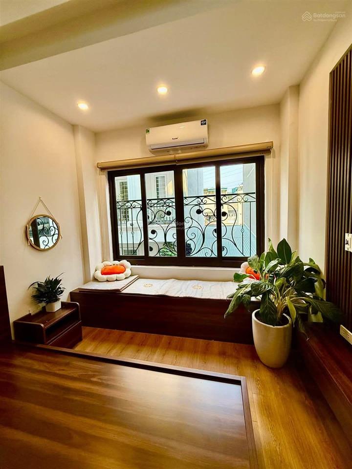 Trung tâm hoàng mai 2 mặt thoáng. oto đỗ cửa full nội thất , sổ đỏ đẹp 37mgiá tốt có thương lượ