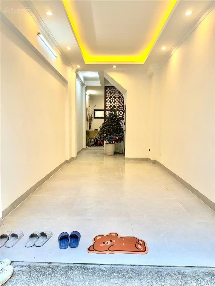 Chủ ngộp bankbán gấp37m hoàng mai.full nội thấtoto đỗ cửa.ngõ nông, sổ đỏ đẹp! gia tốt có fix