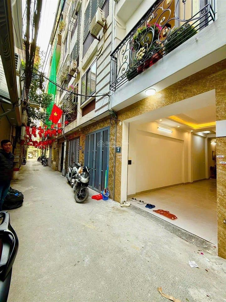 Cần tiền bán gấptrung tâm hoàng mai2 mặt thoángô  ô đỗ cửa37m, full nội thất, hơn 10 tỷ bao phí
