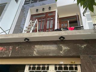 Siêu phẩm dòng tiền ngay cổng đh văn lang thu nhập 300 trieu/1 năm 12ty mặt tiền đặng thùy trâm.