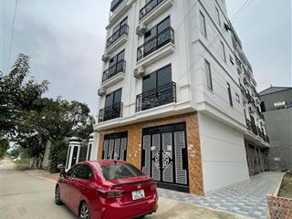 Nhà đẹp yên nghĩa  hà đông, lô góc, ô tô tránh đỗ, 50 mét ra phố, 2 thoáng, tặng full nội thất.