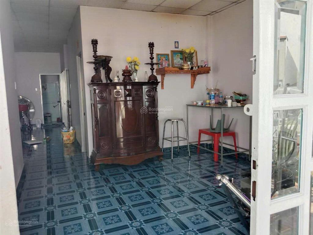 Cần bán nhà, giá tốt phù hợp đầu tư sinh lời tại bình trưng đông, quận 2, dt 95m2