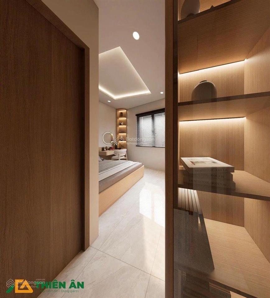 Nhà mới 3 tầng vinhomes q9 (long thạnh mỹ)
nở hậu đường xe tải
4pn 5wc, phòng thờ, sân thượng