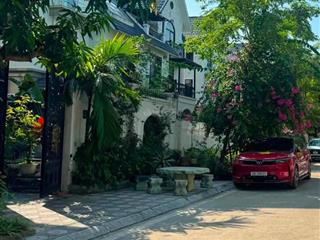Biệt thự tây hồ ô tô vào nhà khu vip đẳng cấp