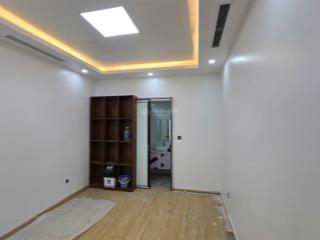 Cần bán toà nhà văn phòng 117 nguyễn thị định full nội thất