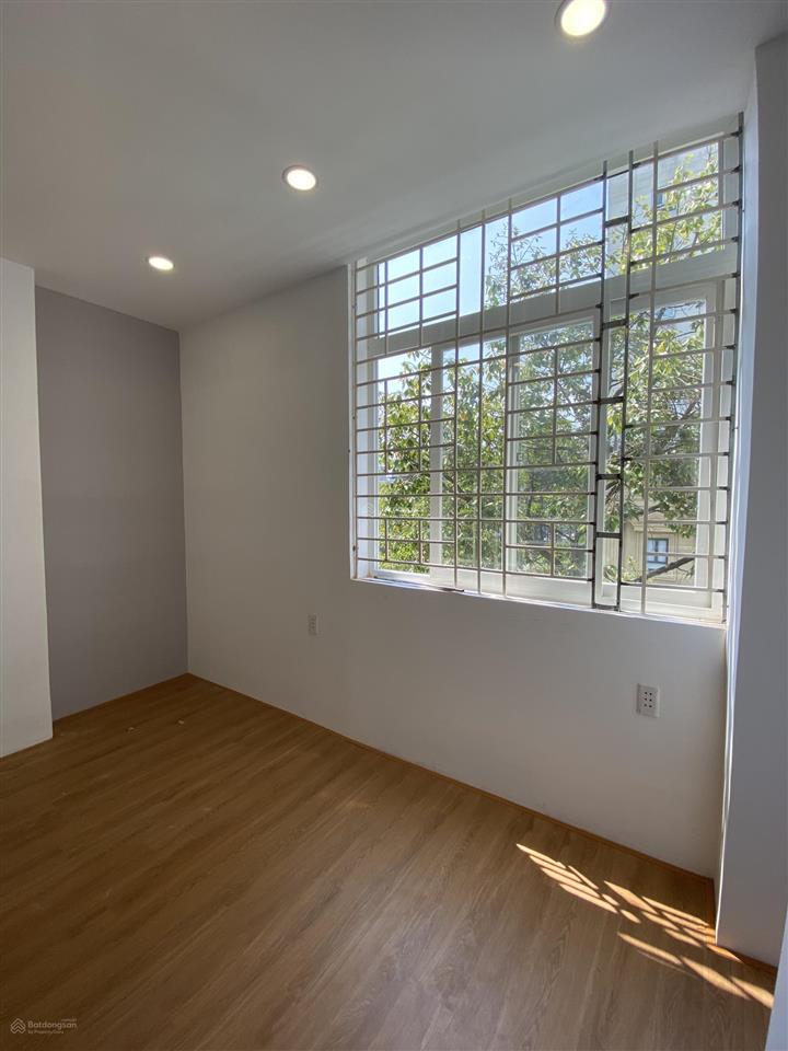 Bán căn hộ chung cư tlý thường kiệt, 3,15 tỷ, 50m2, đẹp, tầng 5 có thang máy.