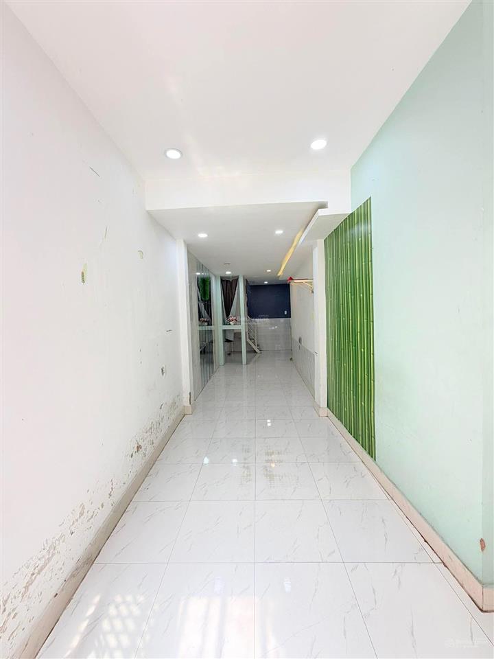 Bán nr 2pn, 2wc tại hoàng diệu, p10, q. phú nhuận, 4,29 tỷ, 35m2 siêu hot chính chủ