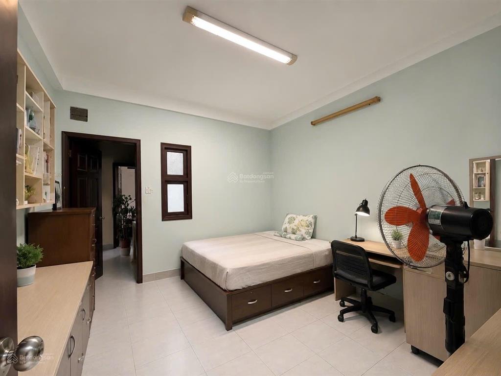 Bán huỳnh văn bánh thông ra trường sa  8,79 tỷ, 52m², 4 tầng, view đẹp, giá tốt