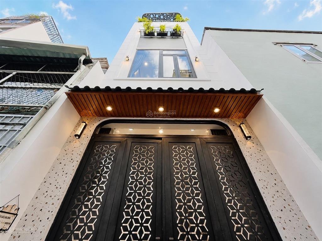 Bán gấp nhà riêng 21 m2, 5,9 tỷ tại huỳnh văn bánh, phú nhuận, hồ chí minh