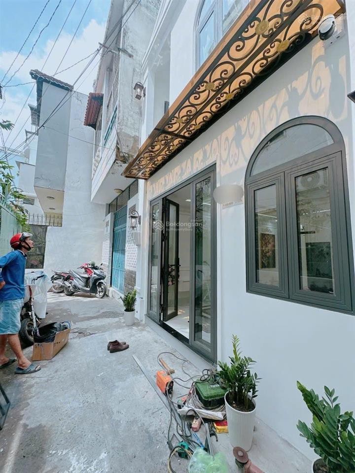Bán nhà riêng tại đường nguyễn đình chính, phường 15, quận phú nhuận, 6,89 tỷ, 40m2 giá tốt, đẹp