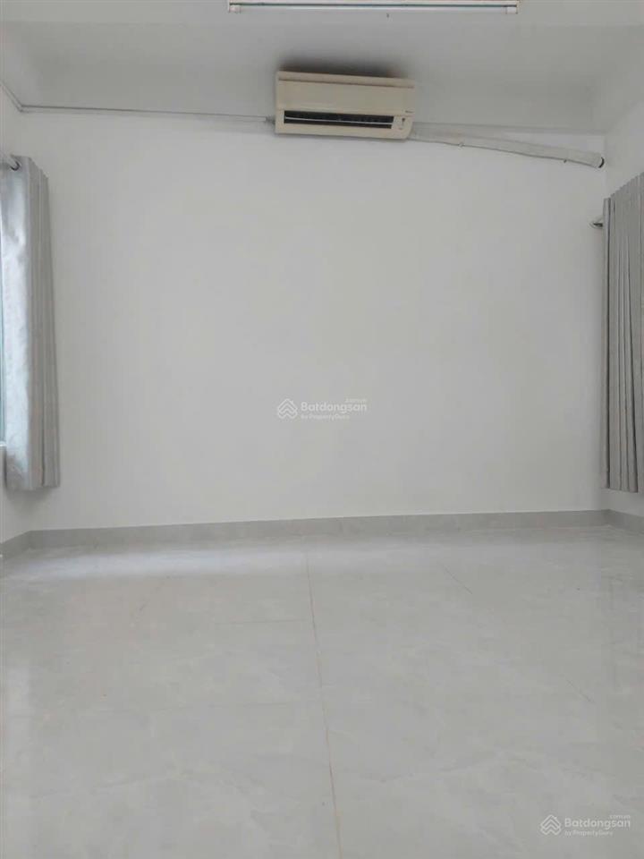 Bán gấp nhà riêng 18m2, 3pn, 3wc, hòa hưng, p12, q10, 3,59 tỷ