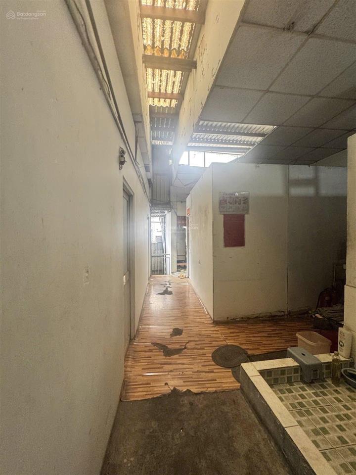 Bán nhà dt 95m2, 5,85 tỷ, 6pn, 4wc tại thái phiên, q11  nhà nở hậu 7,2m. cách mt đường 3/2 cỡ 30m